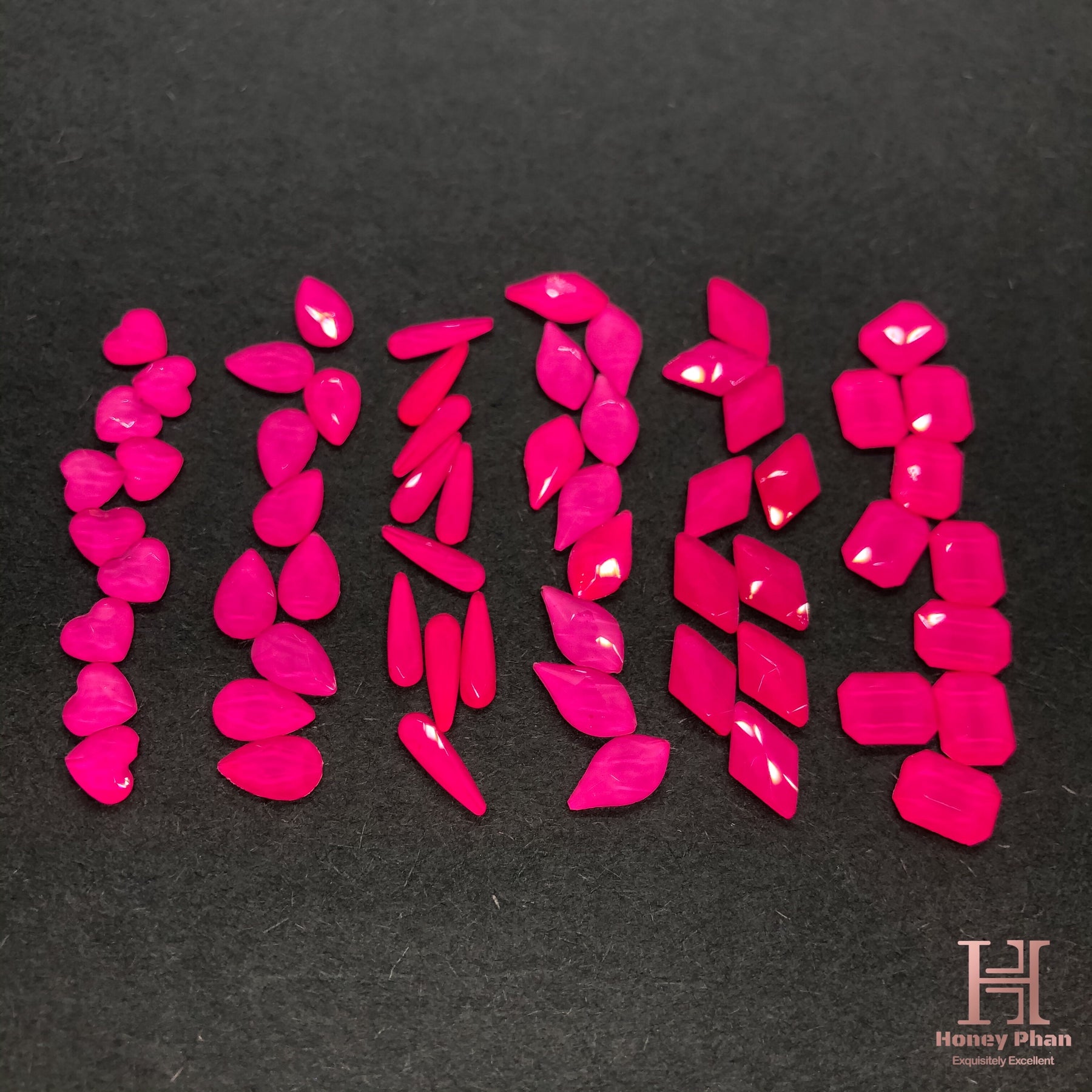 Neon Pink Rhinestones 6 shapes (60 pcs/6 shape) -R51 – HONEY'S NAIL SECRET