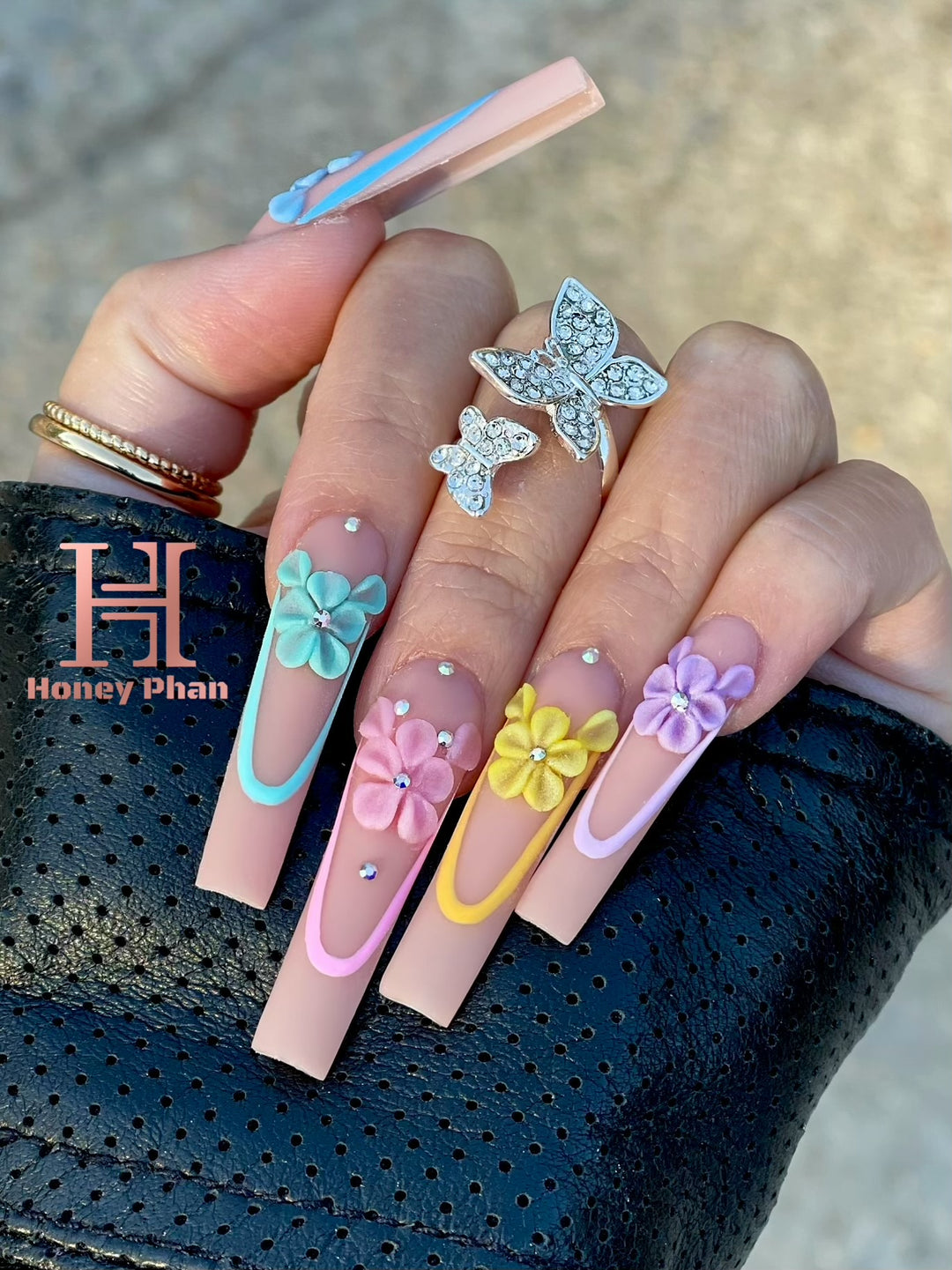 HP059 – HONEY'S NAIL SECRET